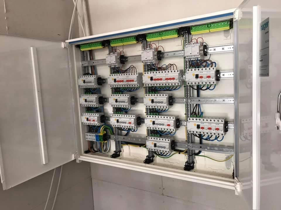 oesterild-og-hannaes-el-service-kompetencer-landbrugsinstallationer-4